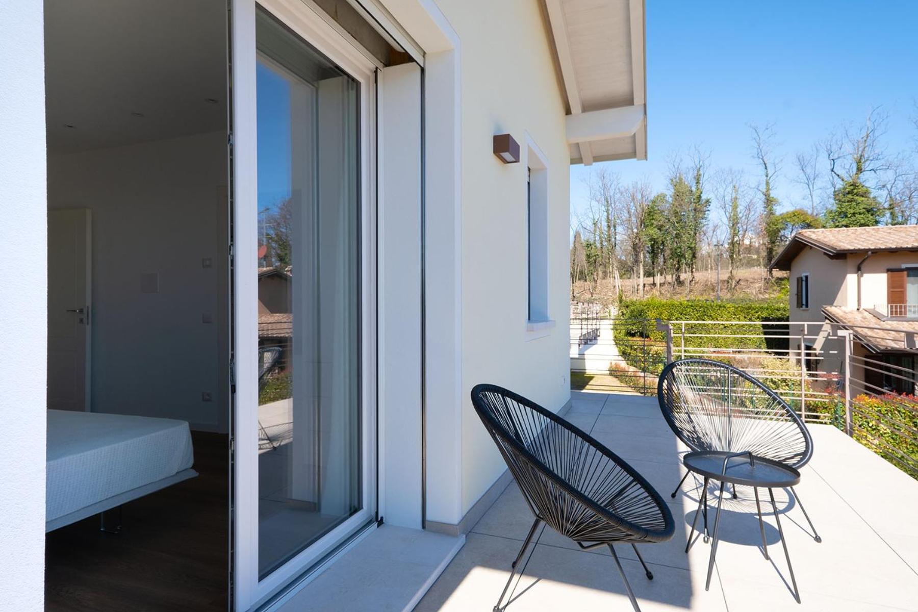 Luxury Villas Gardenia With Private Pool パデンゲ・スル・ガルダ エクステリア 写真